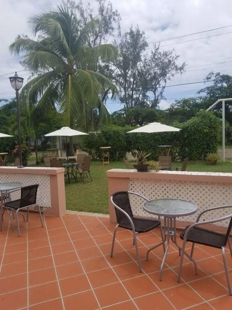 Hewanorra Gardens Hotel Vieux Fort Exterior photo